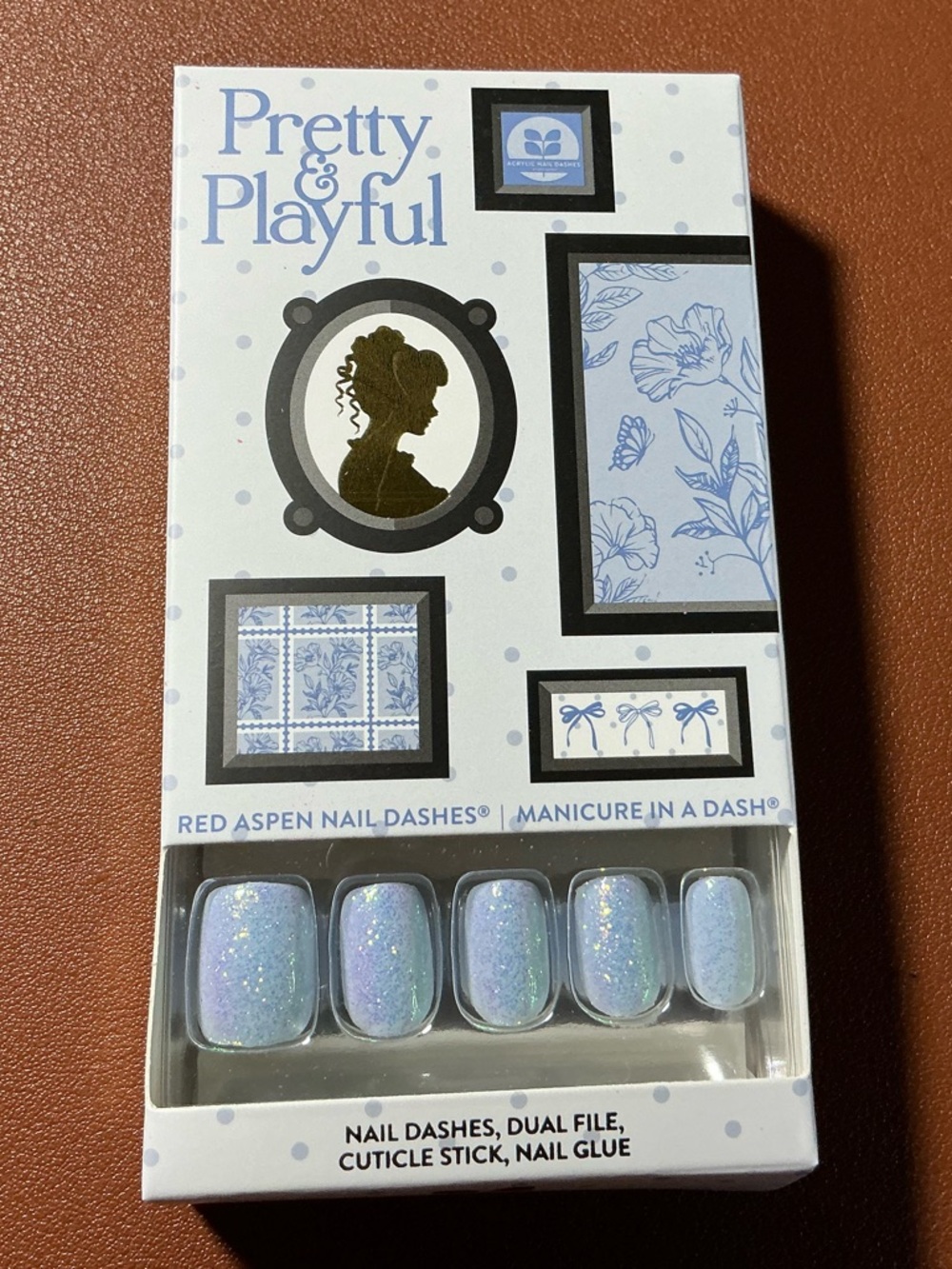 Short Squoval Press On Nails Pretty & Peaceful, Paola